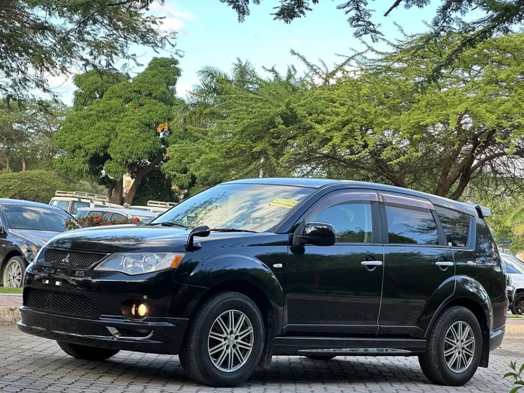 Price Of Mitsubishi Outlander 2007 for Sale in Tanzania