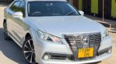Magari Sokoni Toyota Crown ya Bei Poa 2016