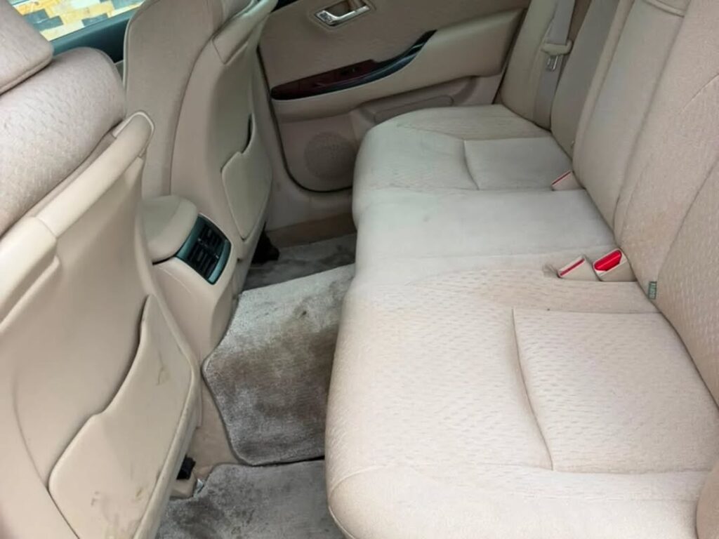 Price Toyota Crown 2009 for Sale in Dar es Salaam