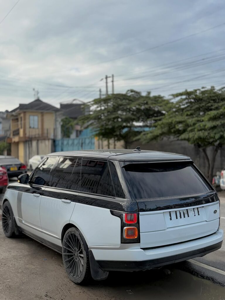 Magari Sokoni Land Rover Range Rover ya Bei Poa 2016