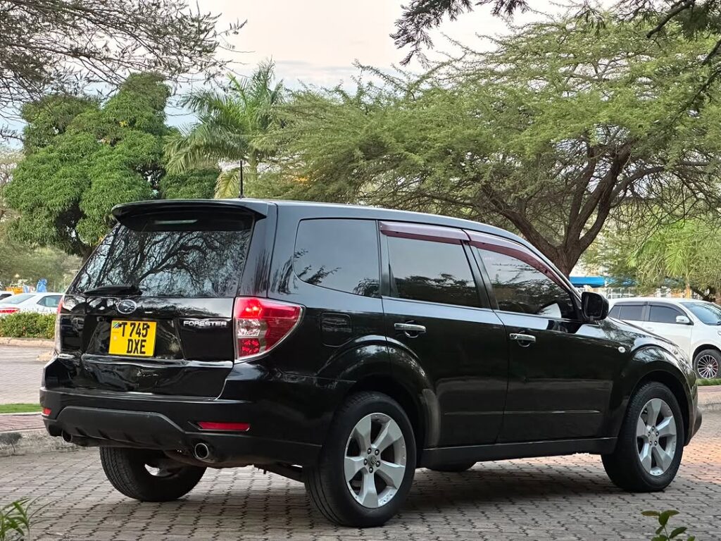 Subaru Forester bei poa sokoni Dar es Salaam Tanzania