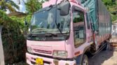 Used Isuzu Forward 2006 for Sale in Mwanza