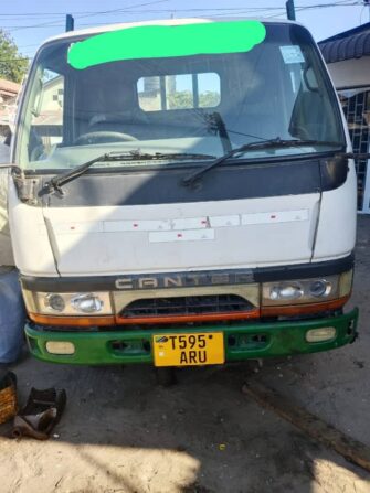 Price of Used Mitsubishi Canter 2005 for Sale in Dar es Salaam Tanzania