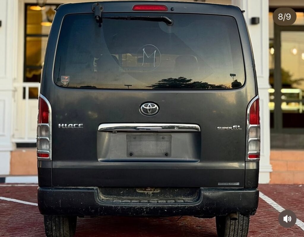 Price Of Toyota Hiace 2004 for Sale in Tanzania