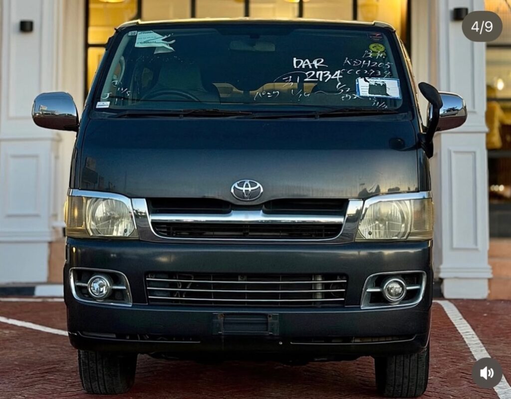 Toyota Hiace 2004 for Sale in Dar es Salaam