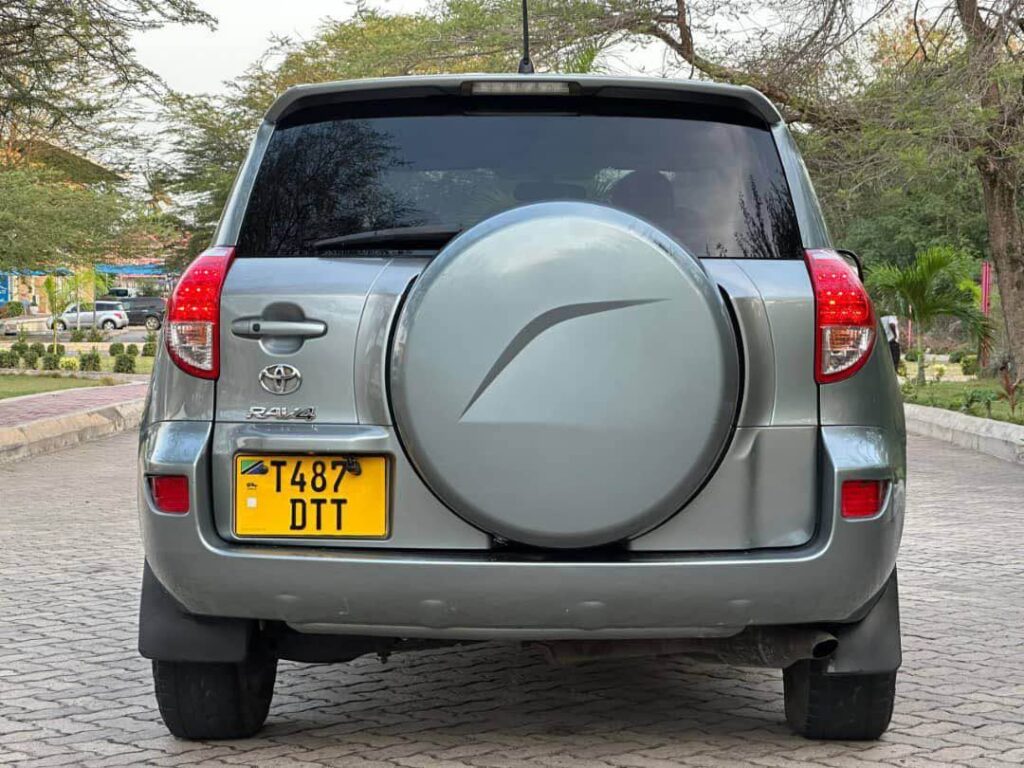 Used Toyota Rav4 2007 for Sale in Iringa