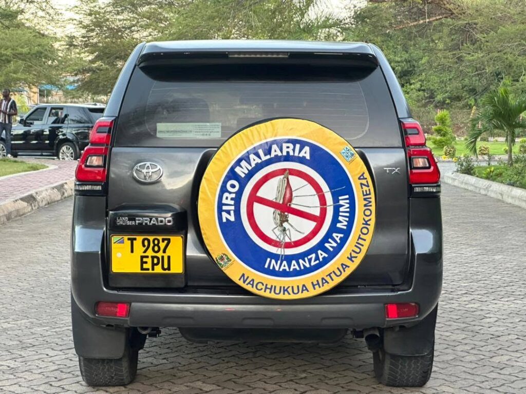 Toyota Land Cruiser Prado bei poa sokoni Dar es Salaam Tanzania