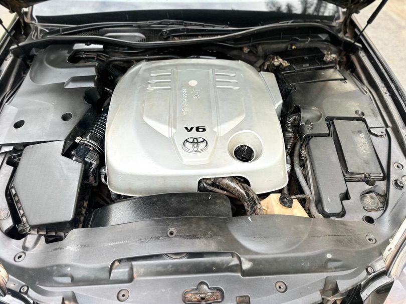 Used Toyota Crown 2006 for Sale in Mwanza