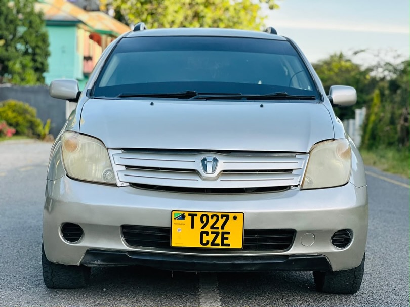 Used Toyota IST 2006 for Sale in Mwanza