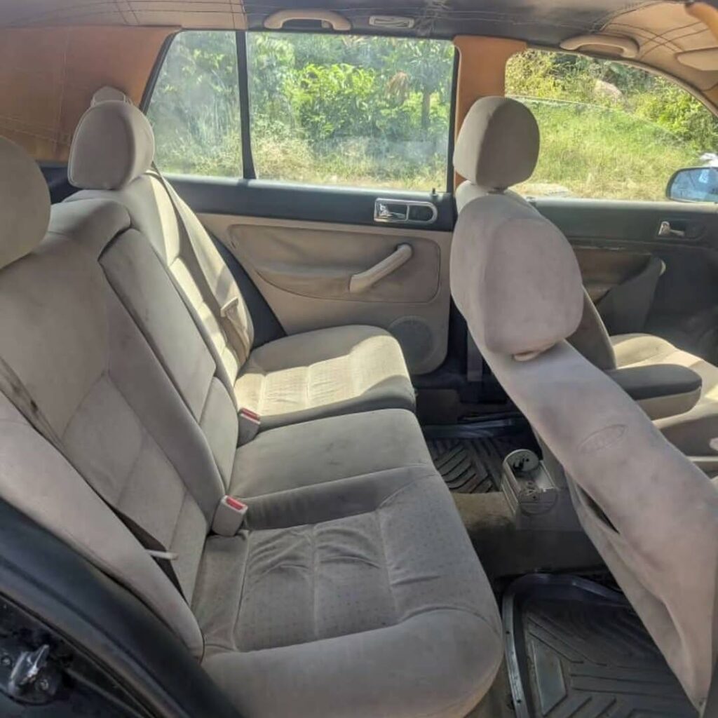 Volkswagen Golf 2002 for Sale in Mwanza