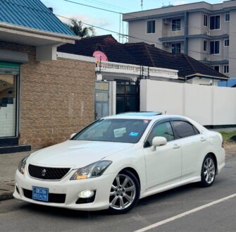 Bei Ya Toyota Crown 2009 Sokoni Dar es Salaam Tanzania