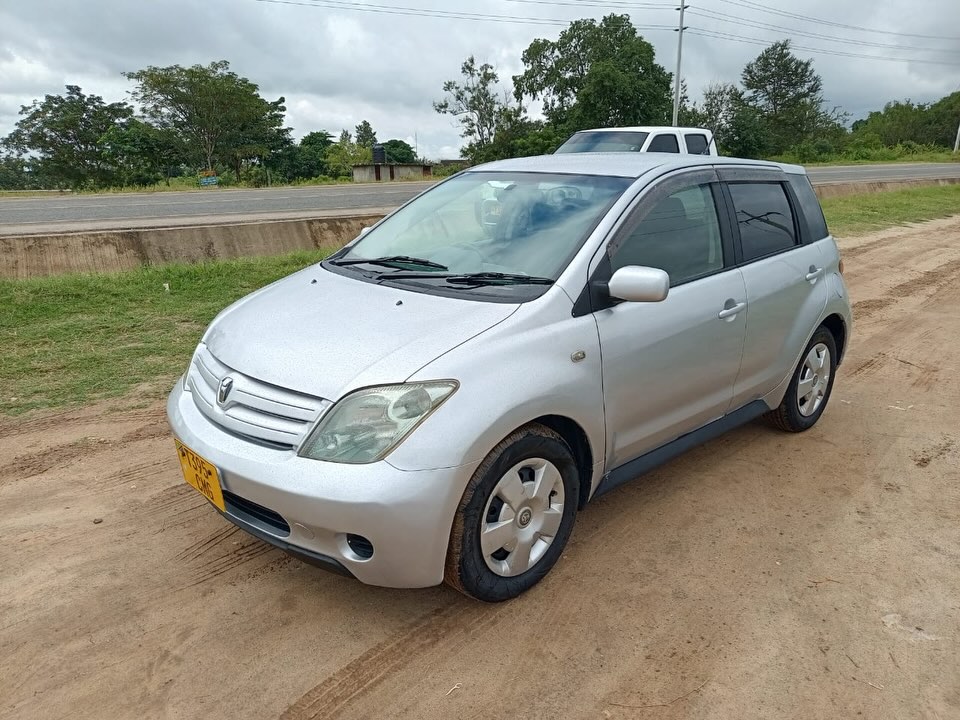 Price Of Toyota IST 2004 for Sale in Tanzania