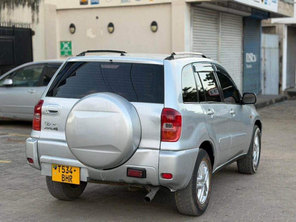 Price Of Toyota Rav4 2003 for Sale in Tanzania