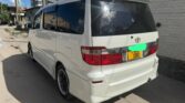 Magari Alphard 2006 lipo Dar es Salaam