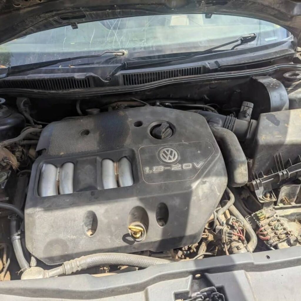 Price Of Volkswagen Golf 2002 for Sale in Tanzania