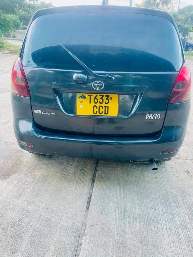 Magari Spacio 2003 lipo Dar es Salaam