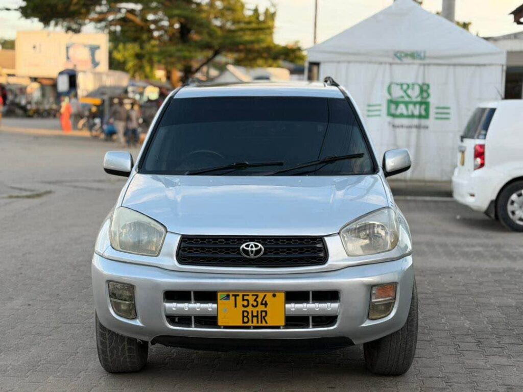 Used Toyota Rav4 2003 for Sale in Dar es Salaam