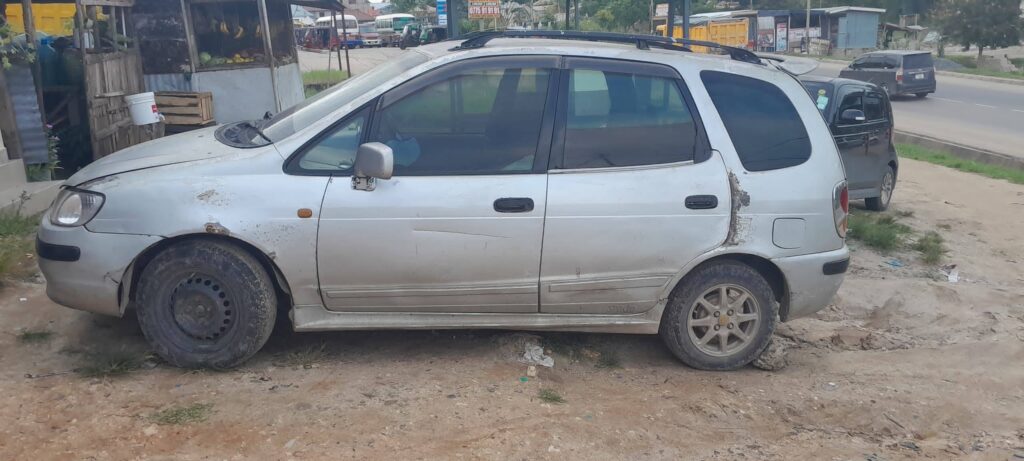 Magari Sokoni Toyota Spacio ya Bei Poa 2000