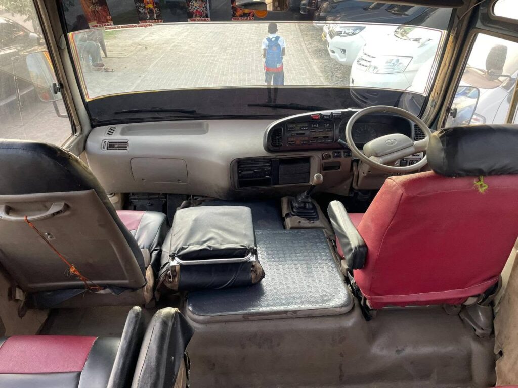 Magari Used Toyota Coaster 1990 Morogoro Tanzania