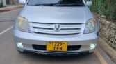 Toyota IST 2005 Inauzwa Arusha Tanzania