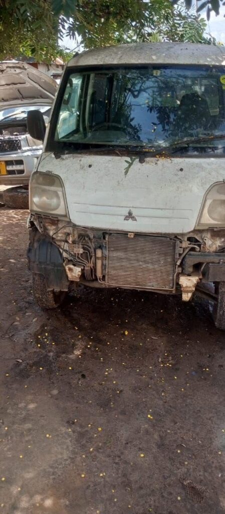 Buy Mitsubishi Space Wagon 2005 for Sale in Pwani
