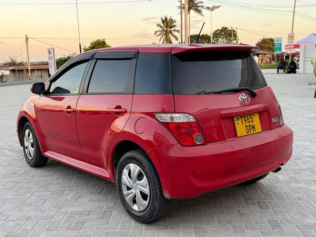 Price Of Toyota IST 2005 for Sale in Tanzania