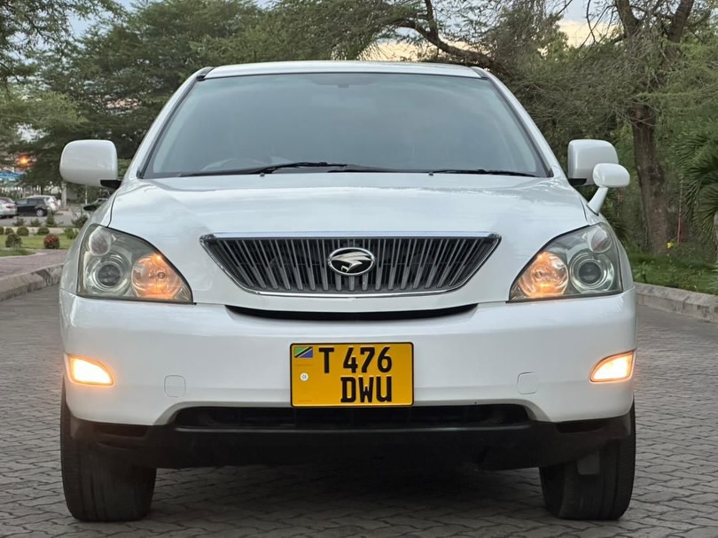 Price Of Toyota Harrier 2005 for Sale in Tanzania