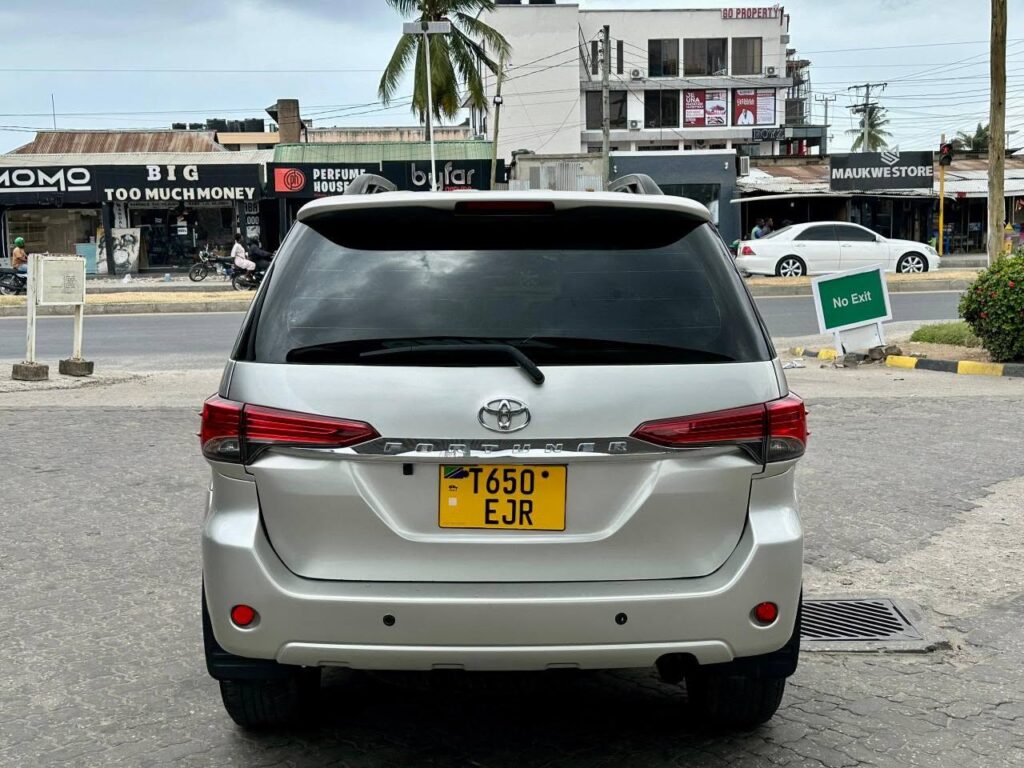 Used Toyota Fortuner 2018 for Sale in Dar es Salaam
