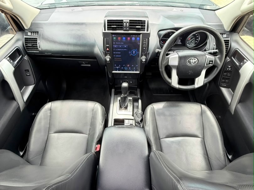Bei ya Toyota Land Cruiser Prado 2017 Sokoni Mwanza Tanzania