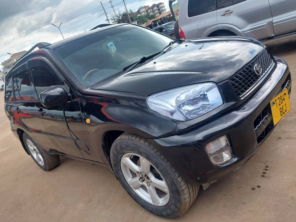 Toyota Rav4 2003 for Sale in Dar es Salaam