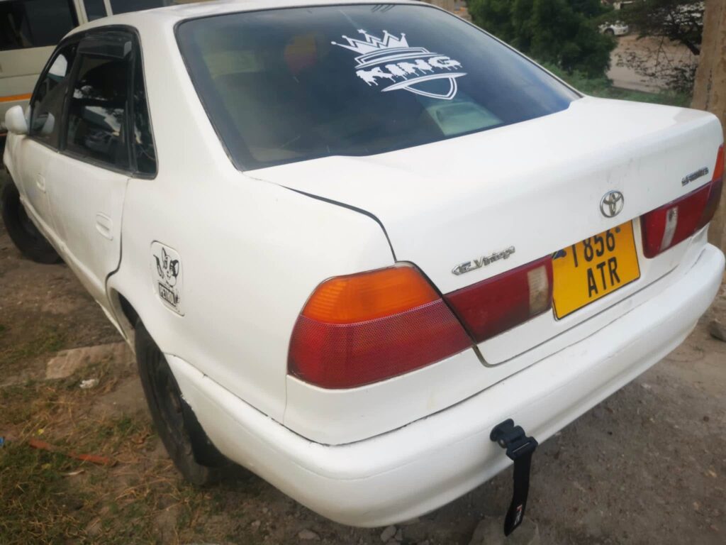 Price Toyota Corolla 1998 for Sale in Dar es Salaam