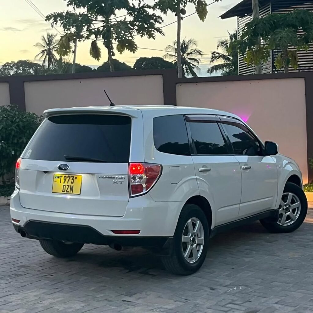 Magari Sokoni Subaru Forester ya Bei Poa 2008