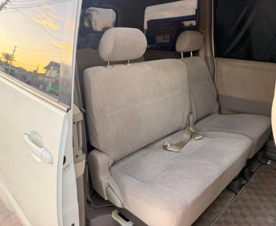 Magari Used Toyota Noah 2005 Dar es Salaam Tanzania