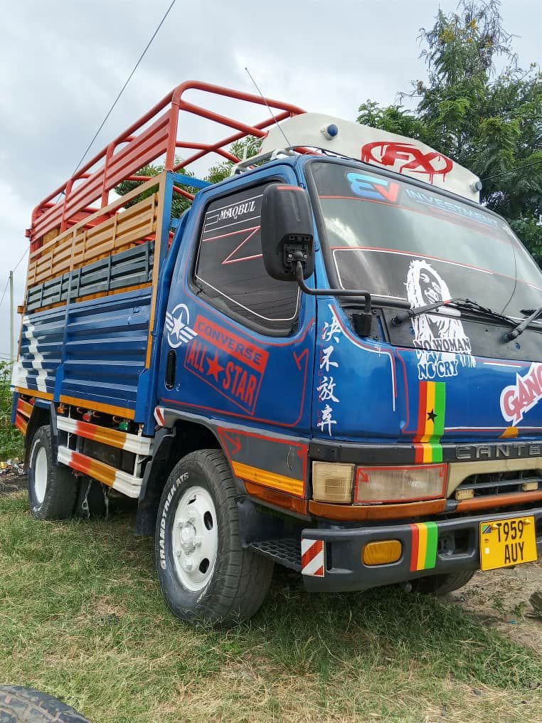 Buy Mitsubishi Canter 1995 for Sale in Dar es Salaam