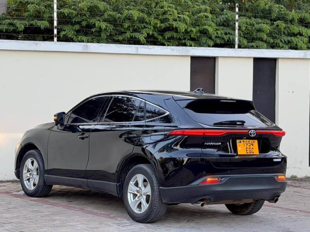 Price Toyota Harrier 2020 for Sale in Dar es Salaam