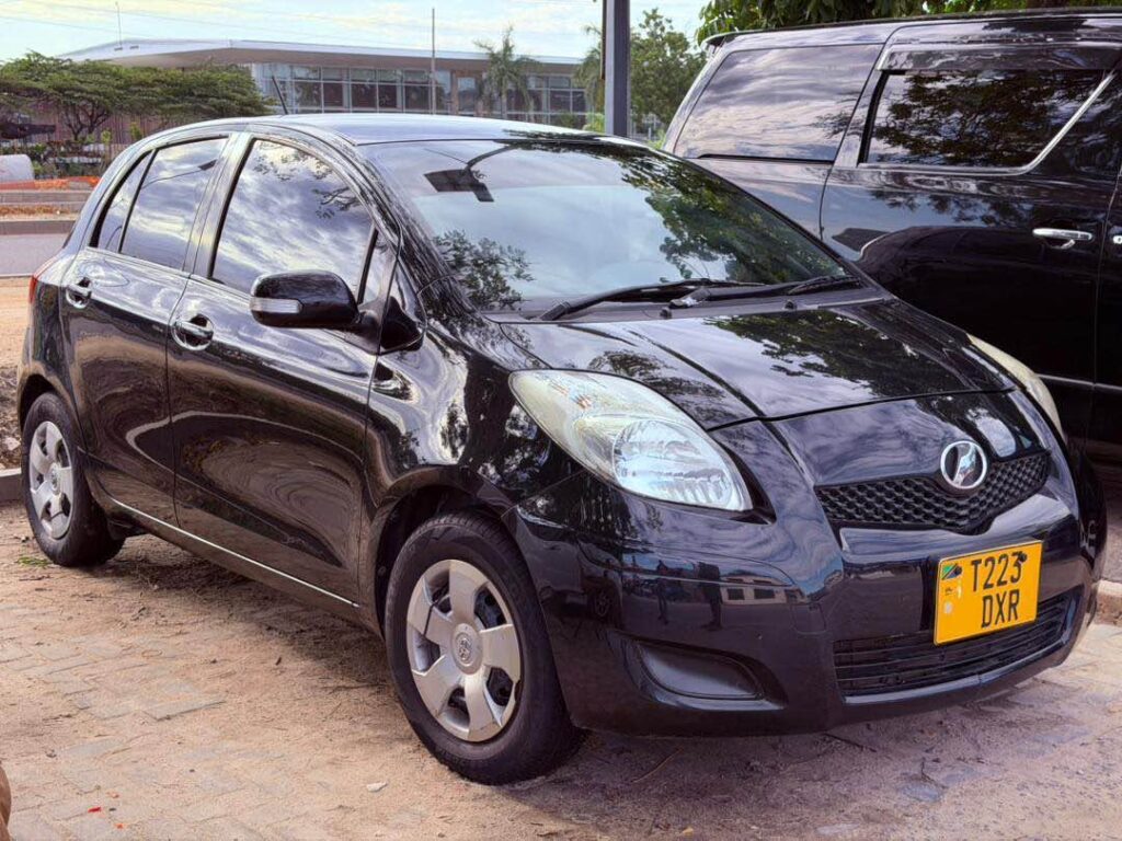 Magari Sokoni Toyota Vitz ya Bei Poa 2009