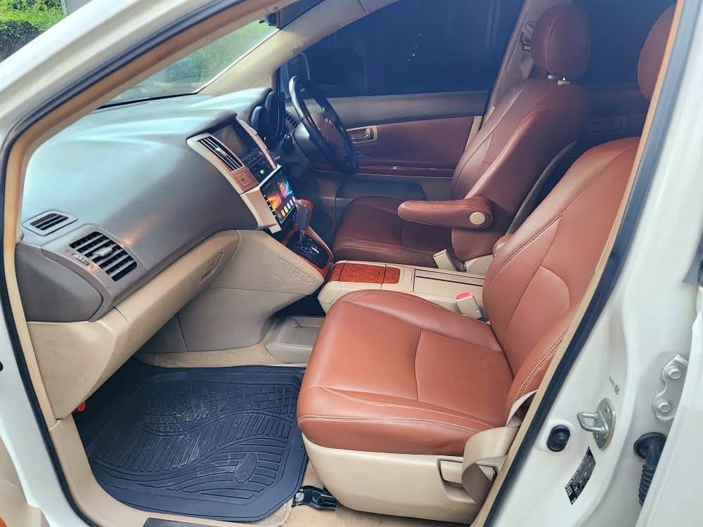 Price Toyota Harrier 2004 for Sale in Dar es Salaam
