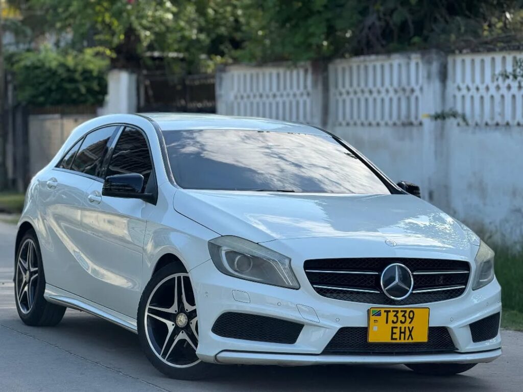 Magari A-Class 2014 lipo Dar es Salaam