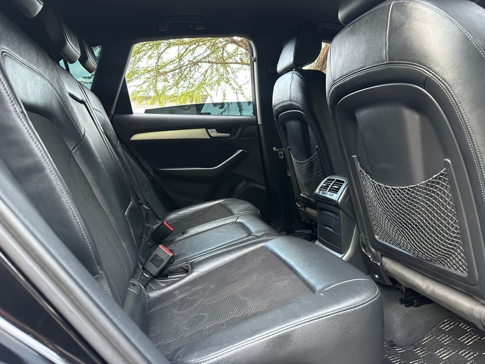 Price Audi Q5 2012 for Sale in Dar es Salaam