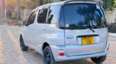 Magari Sokoni Toyota Funcargo ya Bei Poa 2002