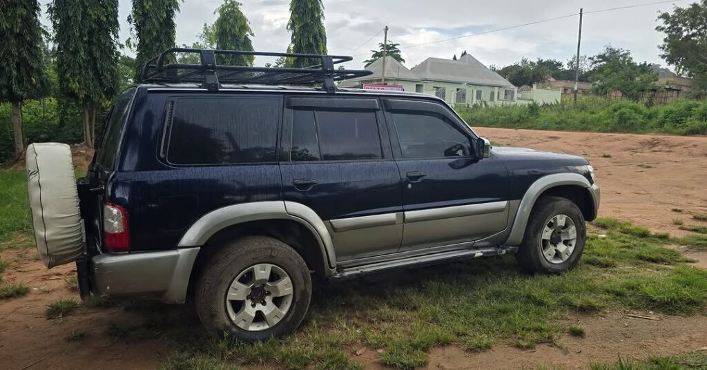 Magari Sokoni Nissan Patrol ya Bei Poa 2002
