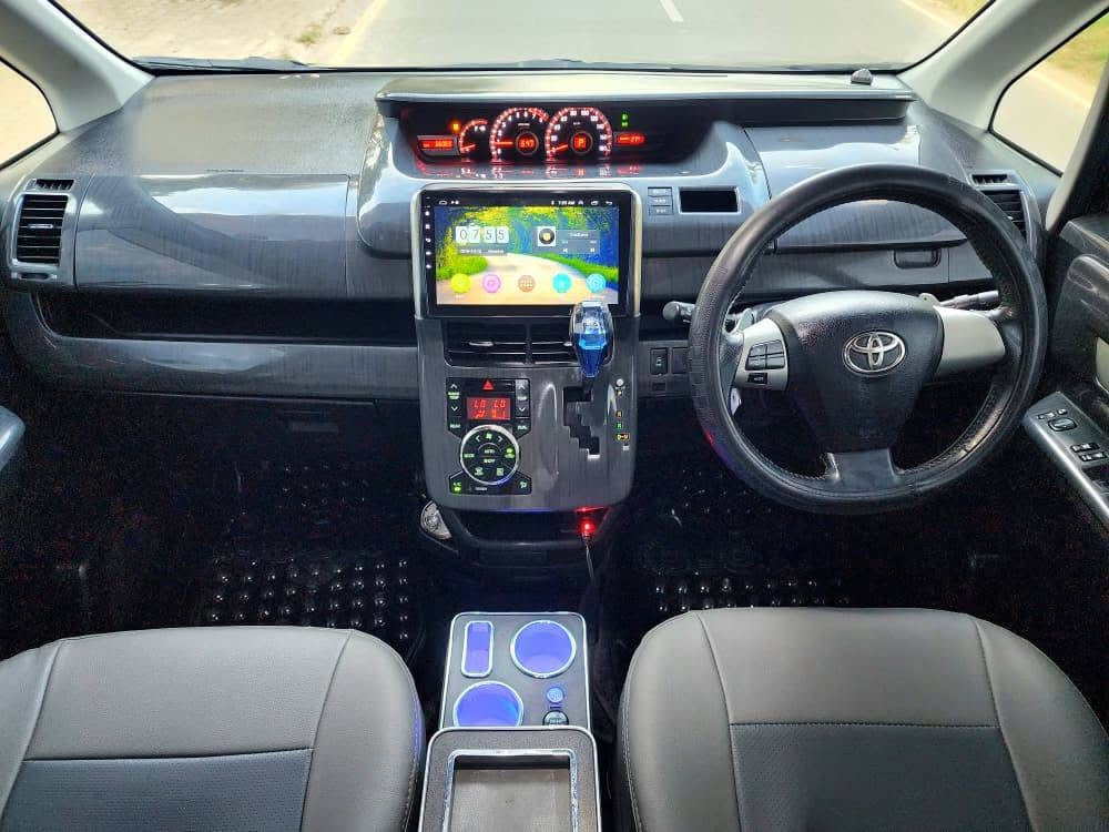 Toyota Noah 2010 for Sale in Dar es Salaam