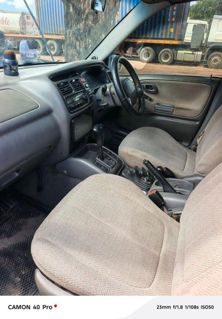 Magari Sokoni Suzuki Vitara ya Bei Poa 2002