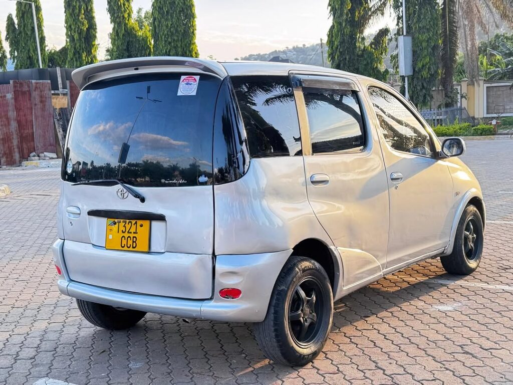 Magari Funcargo 2002 lipo Mwanza
