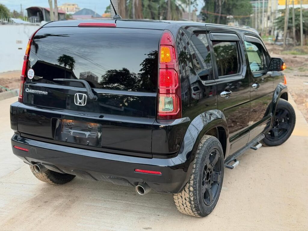 Magari Sokoni Honda Crossroad ya Bei Poa 2007