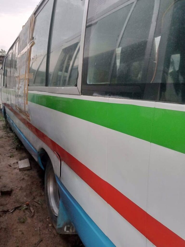 Magari Used Toyota Coaster 1990 Dar es Salaam Tanzania