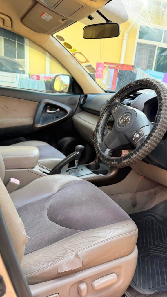 Buy Toyota Vanguard 2010 for Sale in Dar es Salaam