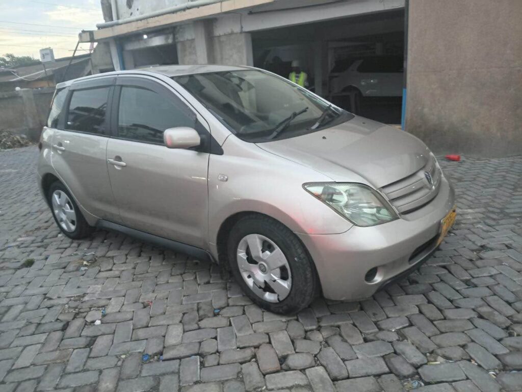 Buy Toyota IST 2004 for Sale in Dar es Salaam