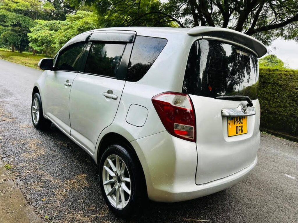 Price Toyota Ractis 2008 for Sale in Arusha