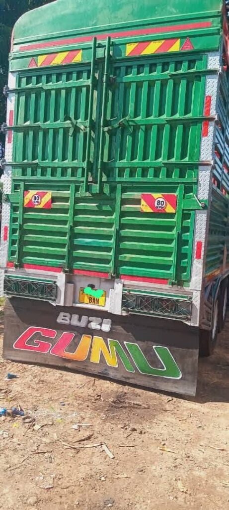 Magari Fuso 2000 lipo Dar es Salaam